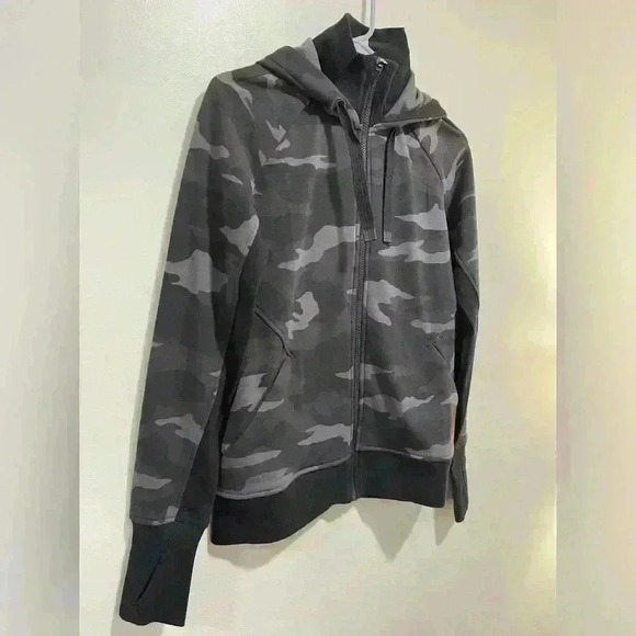 Triumph Black Camouflage Printed Zip Up Hoodie XS - Picture 6 of 14
